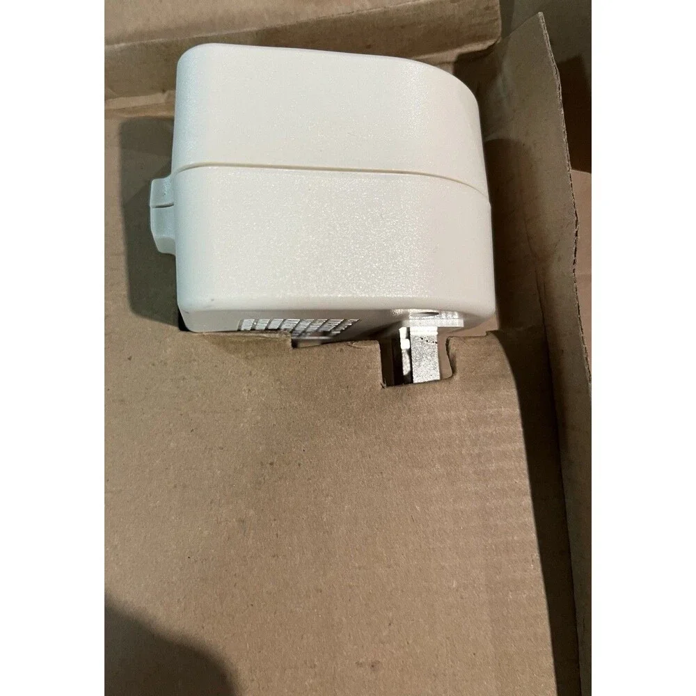IKEA PICCOLA Wall Mounted Light 17796. [600.370.10]